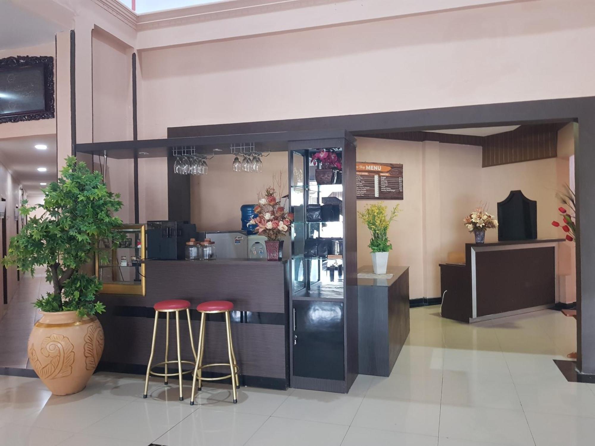 Capital O 93263 Linge Land Hotel Takengon Exterior photo